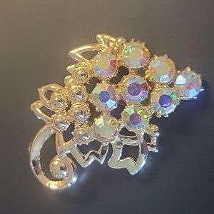 Vintage Grape Brooch